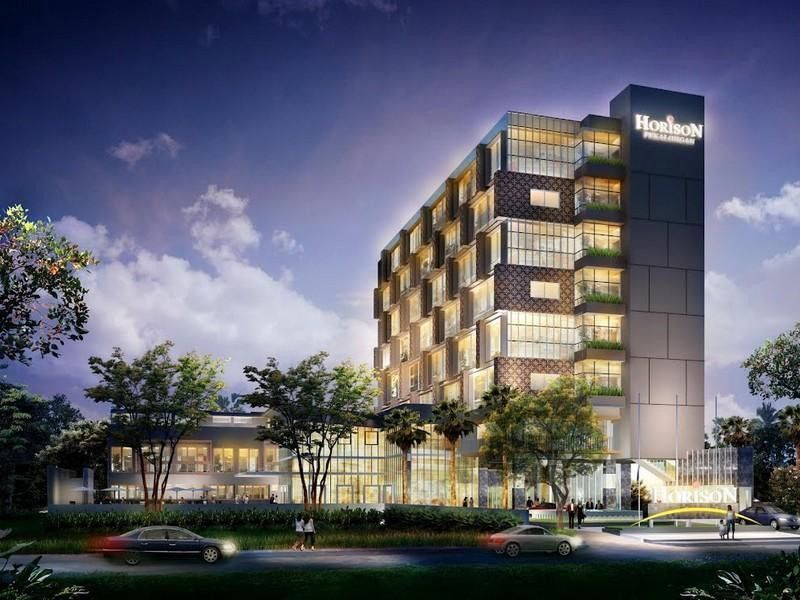 Howard Johnson By Wyndham Pekalongan Exteriör bild